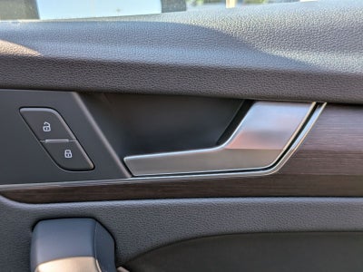 2023 Audi Q5 45 S line Premium quattro