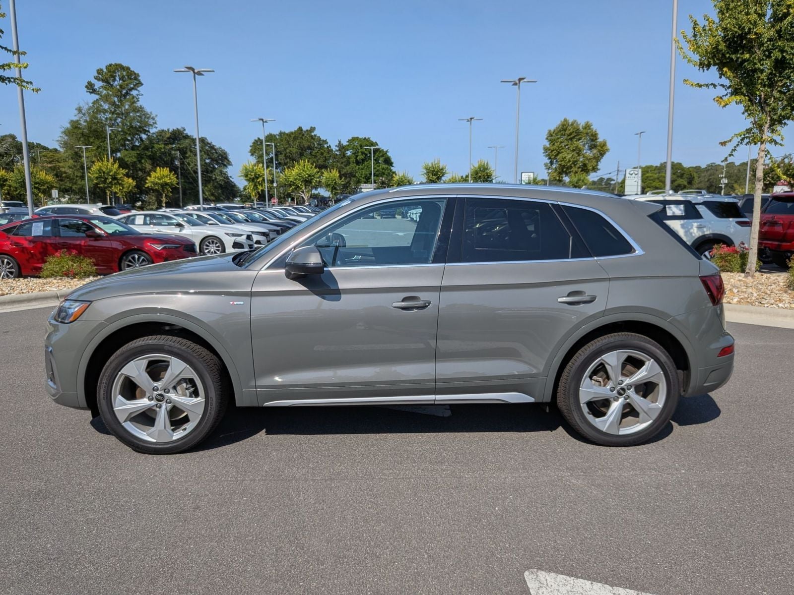2023 Audi Q5 45 S line Premium quattro