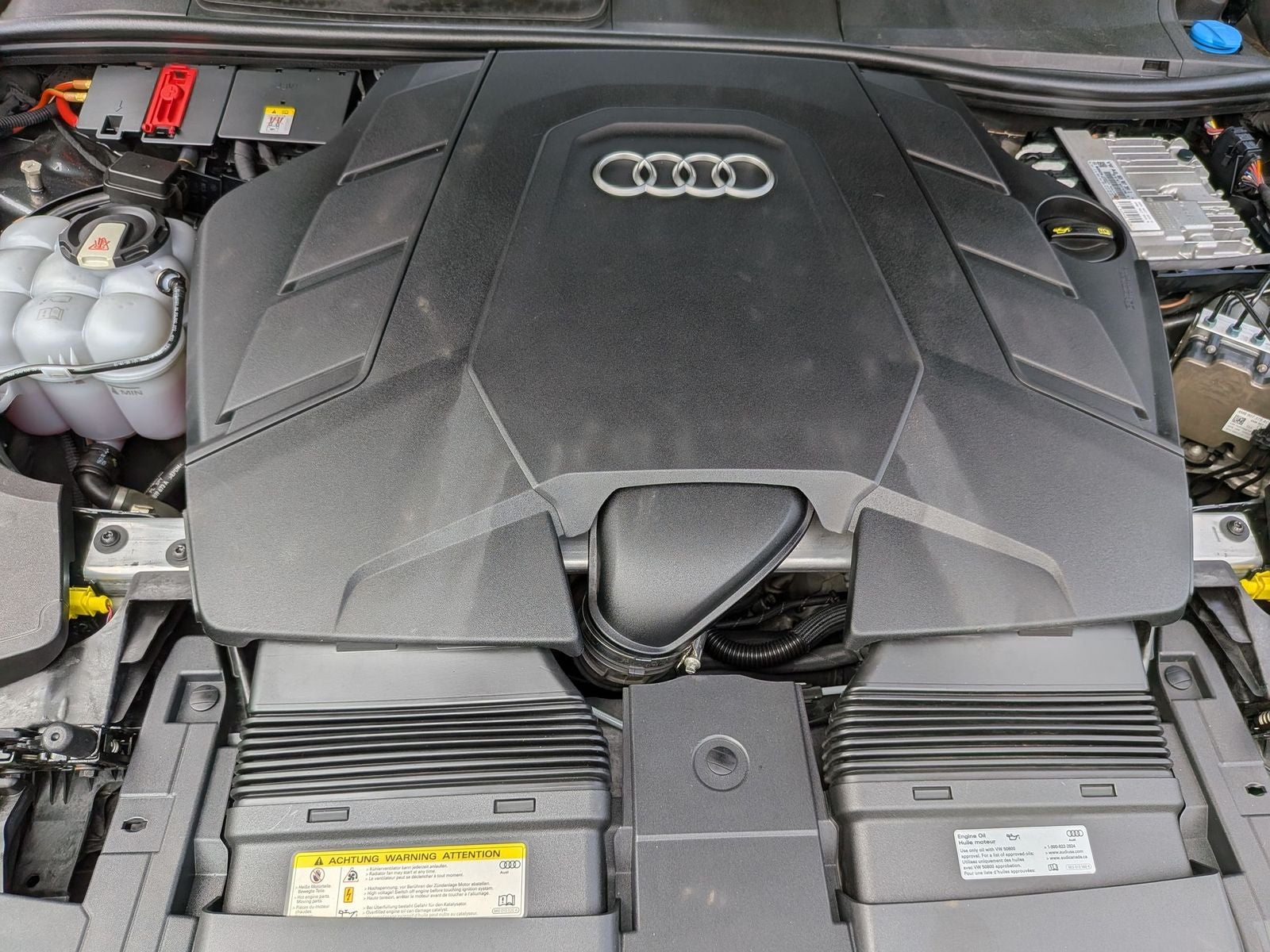 2020 Audi Q8 55 Premium Plus quattro