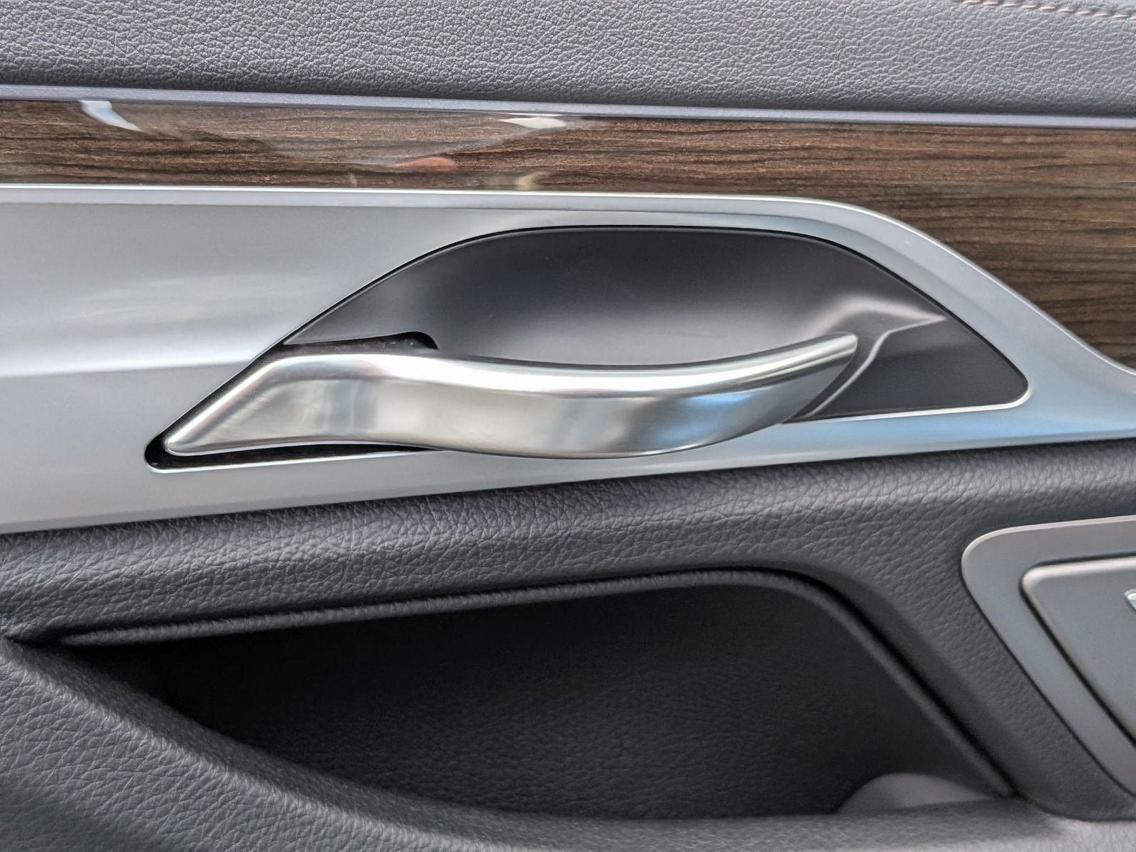 2019 BMW 7 Series 740i