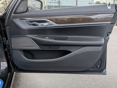 2019 BMW 7 Series 740i