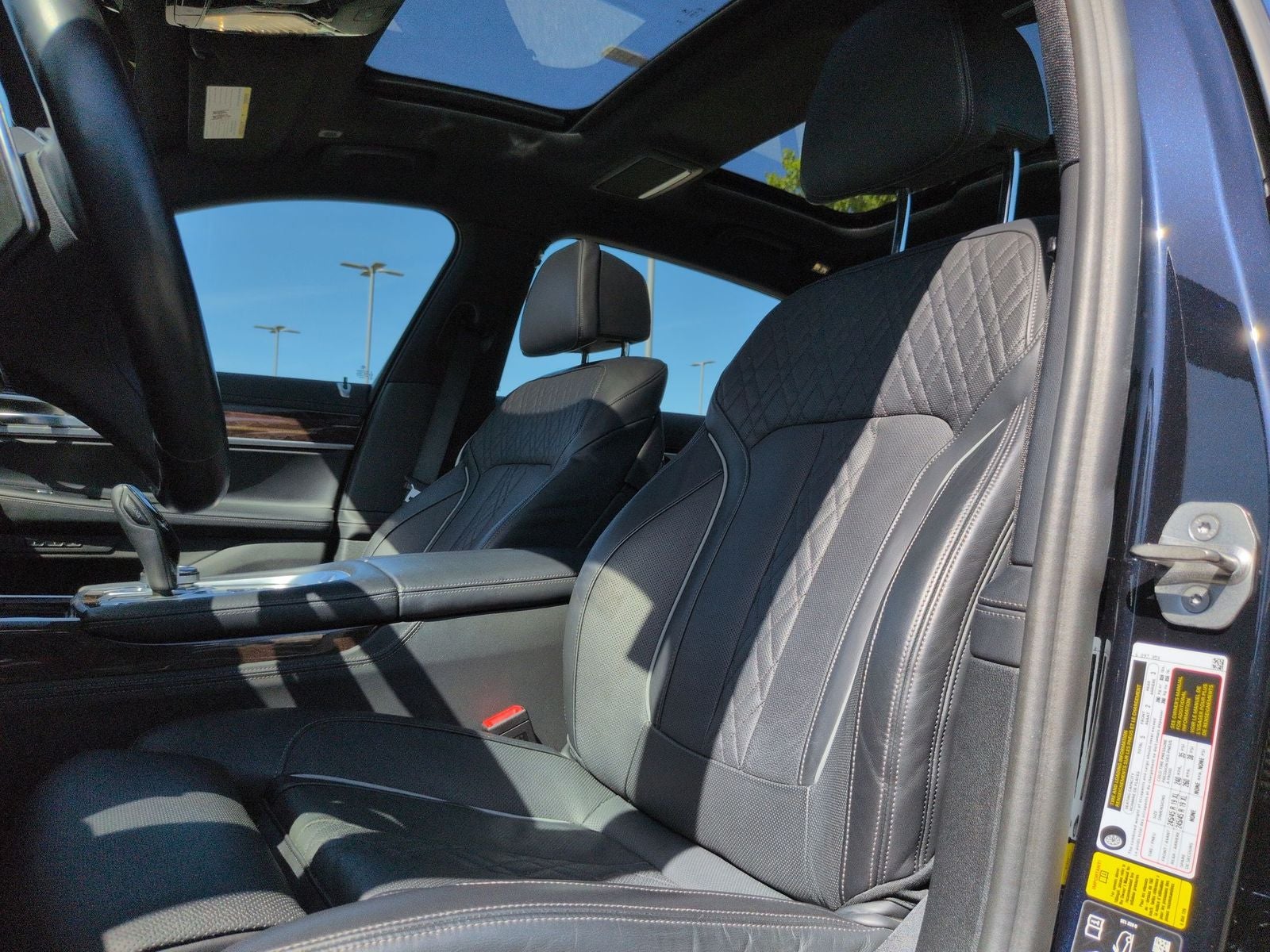 2022 BMW 7 Series 750i xDrive
