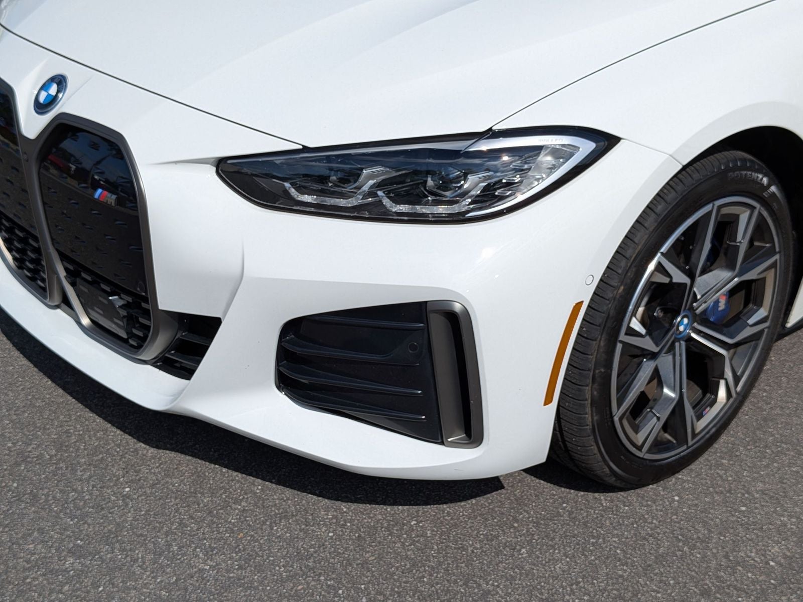 2023 BMW i4 M50