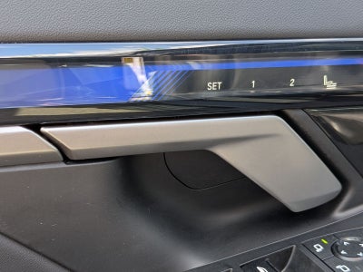 2025 BMW i5 eDrive40