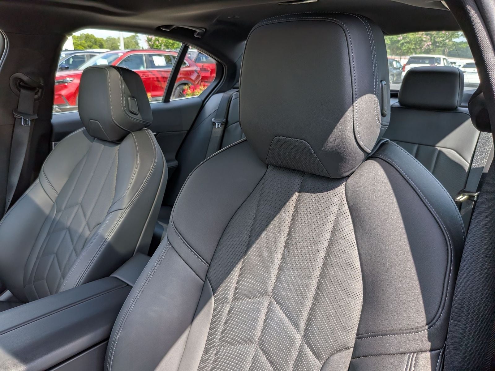 2025 BMW i5 eDrive40