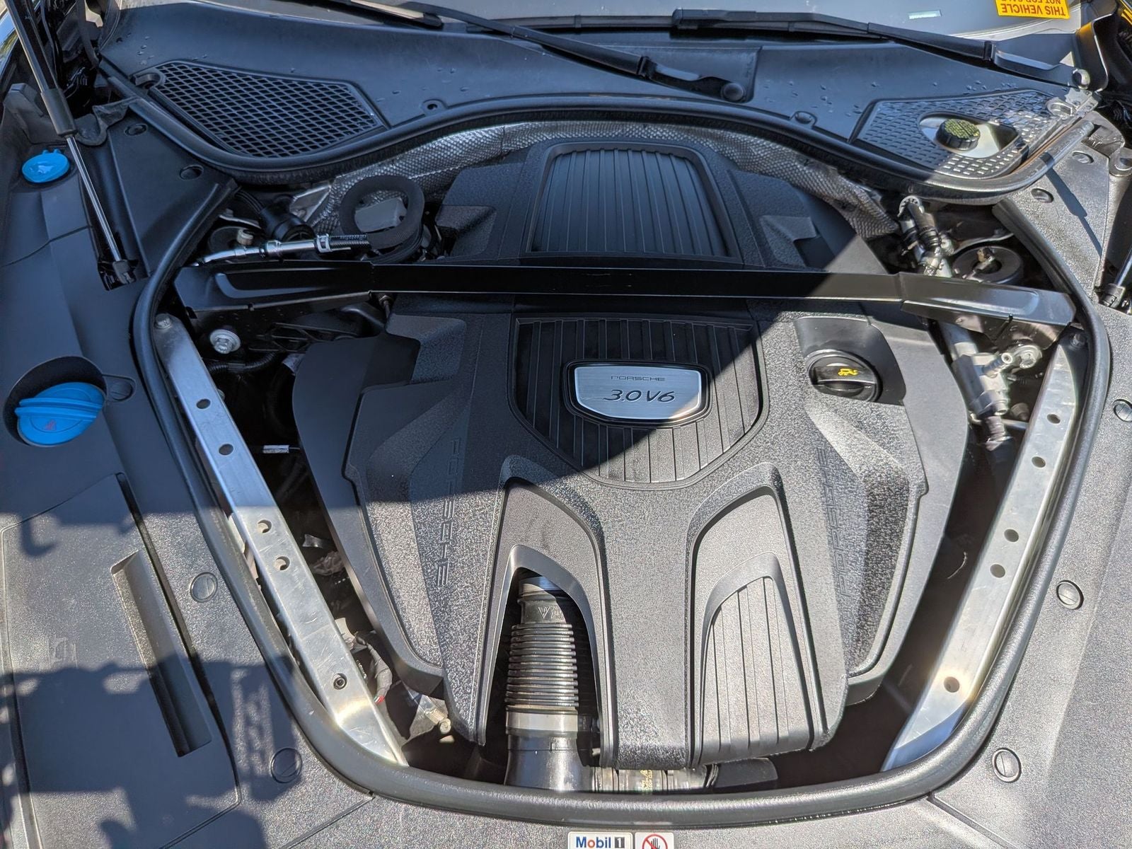 2020 Porsche Panamera 4