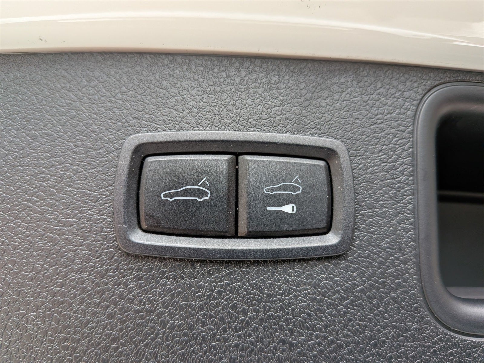 2021 Porsche Macan S