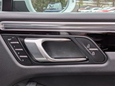 2021 Porsche Macan S