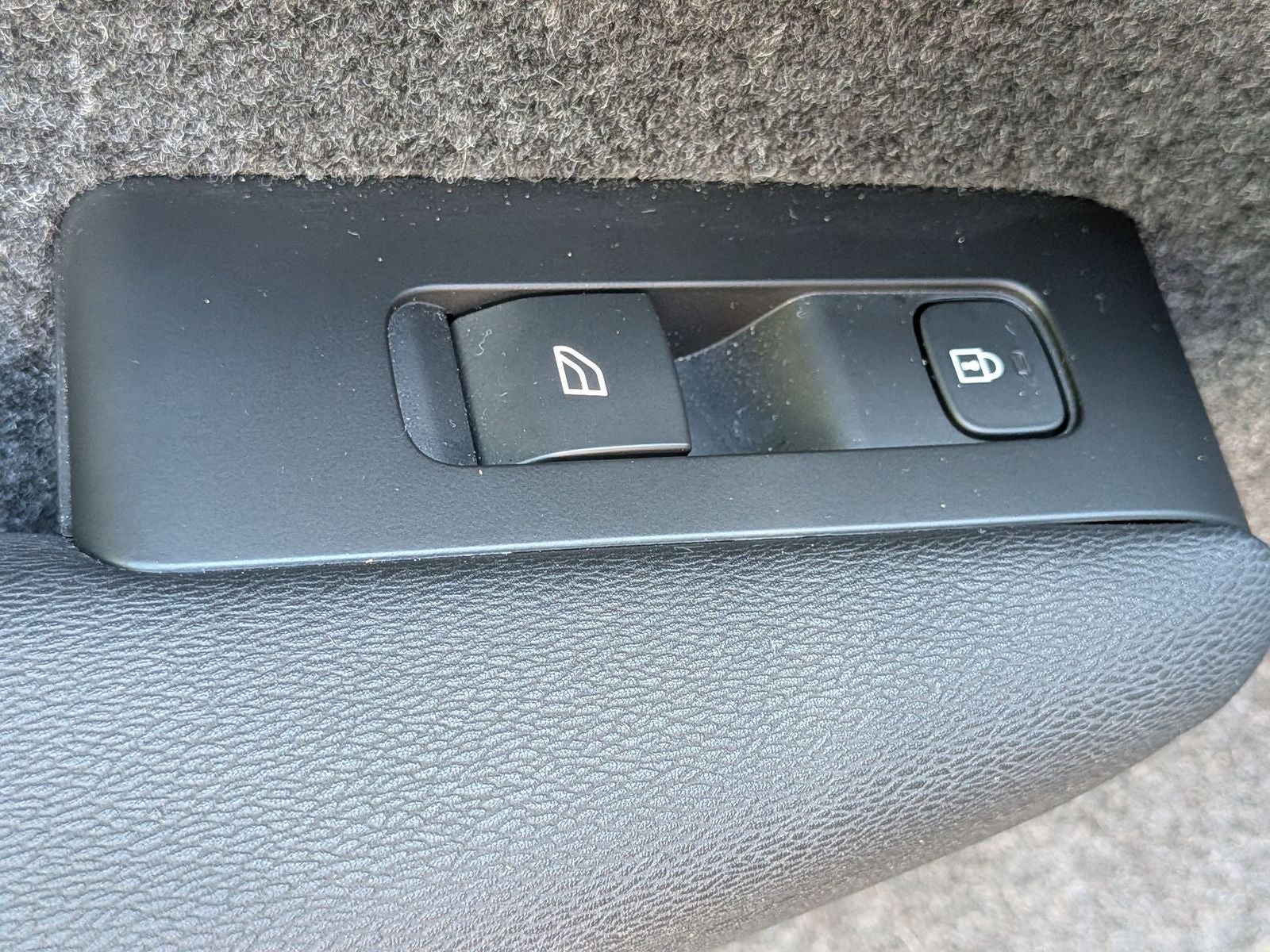 2023 Volvo C40 Recharge Pure Electric Ultimate