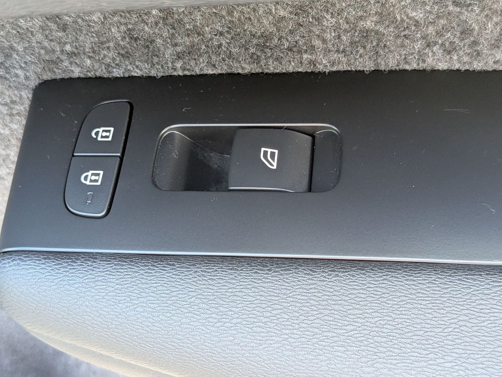 2023 Volvo C40 Recharge Pure Electric Ultimate