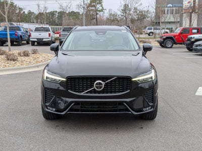 2023 Volvo XC60 B5 Ultimate Dark Theme