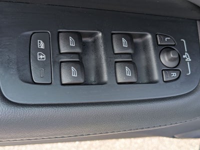 2025 Volvo V60 Cross Country B5 Plus