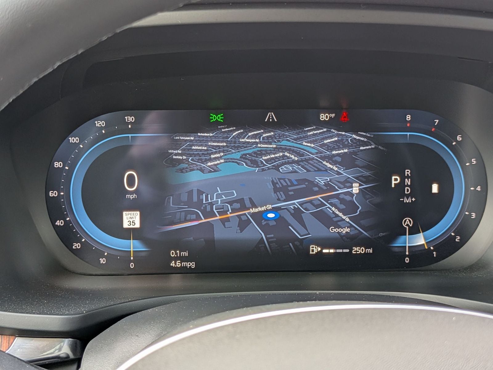 2025 Volvo V60 Cross Country B5 Plus
