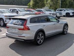 2025 Volvo V60 Cross Country B5 Plus