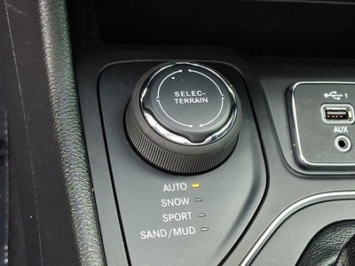 2022 Jeep Cherokee Latitude Lux