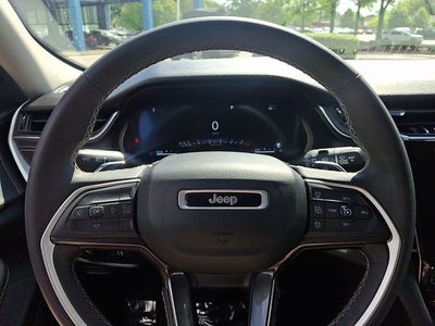 2023 Jeep Grand Cherokee Laredo