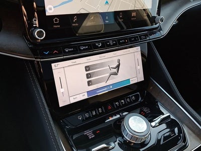 2022 Jeep Grand Wagoneer Series II