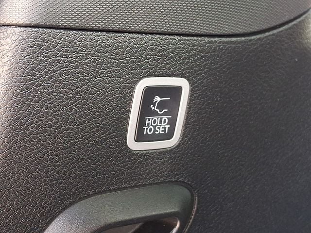 2022 Jeep Grand Wagoneer Series II