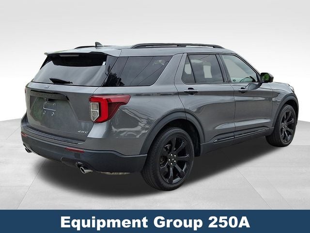 2022 Ford Explorer ST-Line