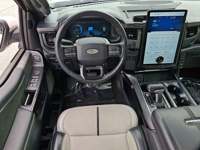 2023 Ford F-150 Lightning Platinum