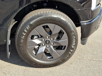 2024 Ford F-150 Lightning Lariat