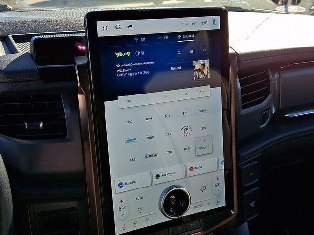 2022 Ford F-150 Lightning Lariat