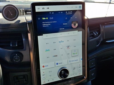 2022 Ford F-150 Lightning Lariat