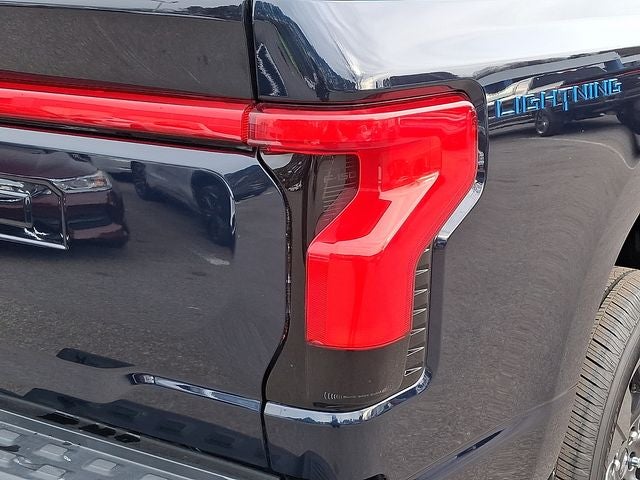2023 Ford F-150 Lightning Lariat