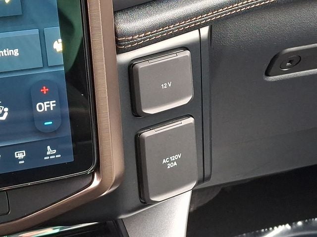 2023 Ford F-150 Lightning Lariat