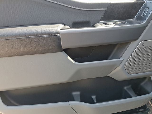 2024 Ford F-150 Lightning Flash