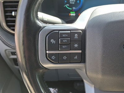 2024 Ford F-150 Lightning Flash