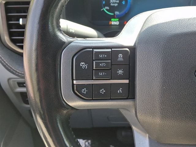 2024 Ford F-150 Lightning Flash