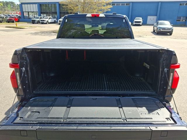 2024 Ford F-150 Lightning Flash