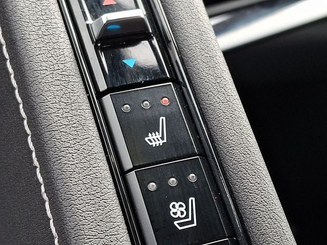 2025 Chevrolet Corvette Stingray 2LT