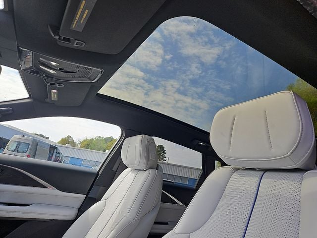 2024 Cadillac LYRIQ Sport