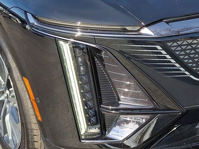 2025 Cadillac LYRIQ Sport