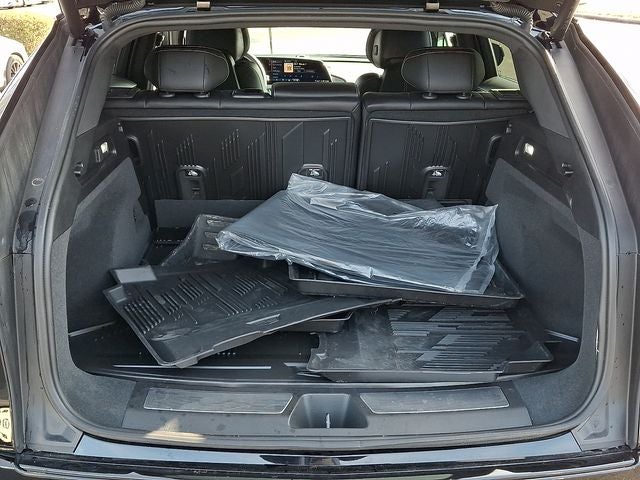 2025 Cadillac LYRIQ Sport