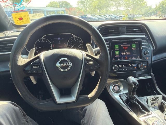 2023 Nissan Maxima SR