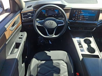 2025 Volkswagen Atlas 2.0T SE