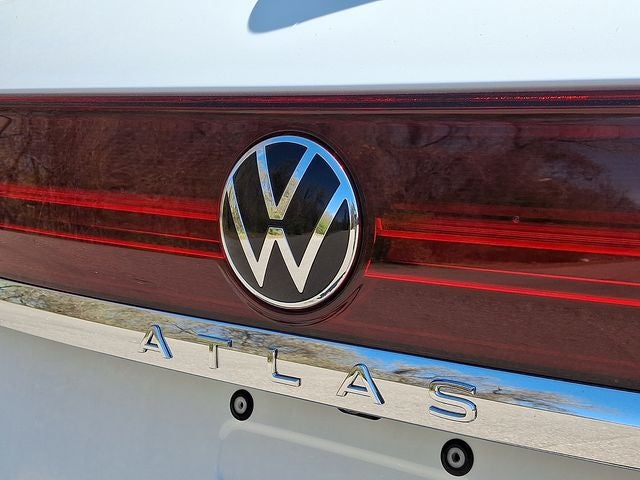 2025 Volkswagen Atlas 2.0T SE