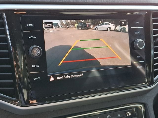 2023 Volkswagen Atlas 3.6L V6 SE w/Technology