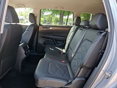 2025 Volkswagen Atlas 2.0T SE w/Technology