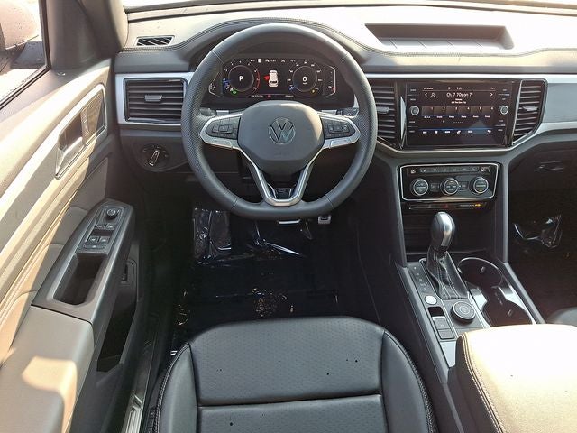 2022 Volkswagen Atlas Cross Sport 2.0T SEL R-Line