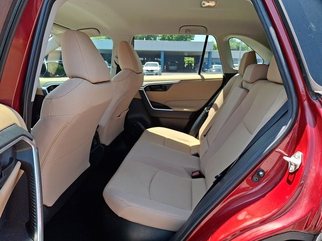 2019 Toyota RAV4 Hybrid LE