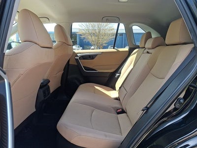 2022 Toyota RAV4 Hybrid LE