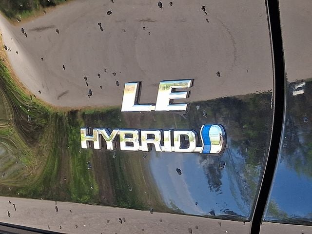 2022 Toyota RAV4 Hybrid LE