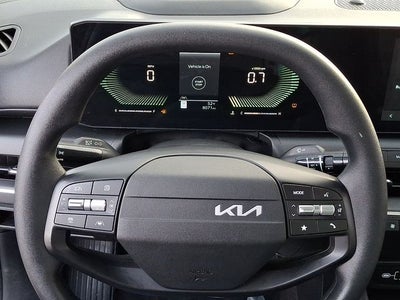 2025 Kia K4 LX