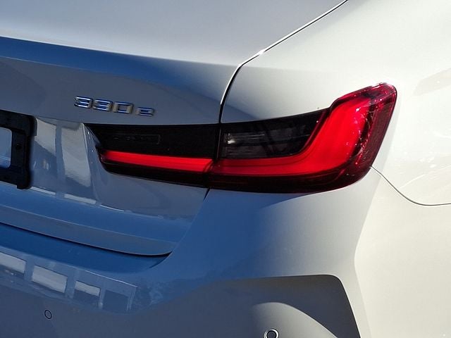 2023 BMW 3 Series 330e iPerformance