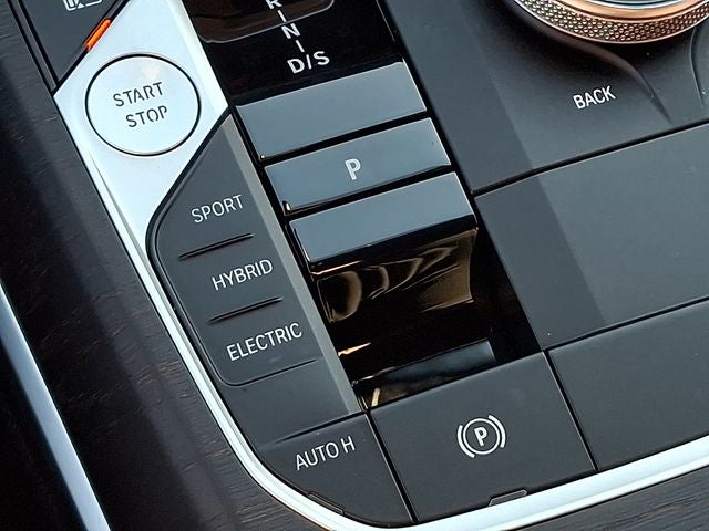 2023 BMW 3 Series 330e iPerformance