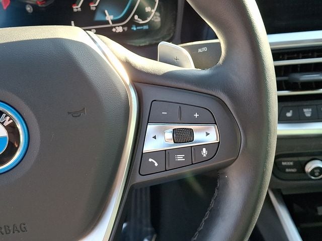 2022 BMW 3 Series 330e iPerformance